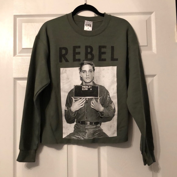 Forever 21 Tops - Olive Green Sweatshirt “Elvis Presley”